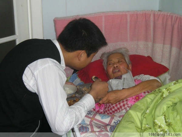 只要人人都献出一点爱世界将变成美好的人间（致爱心传递志愿者） - 爱心传递志愿者服务队 - 绥化市爱心传递志愿者服务队